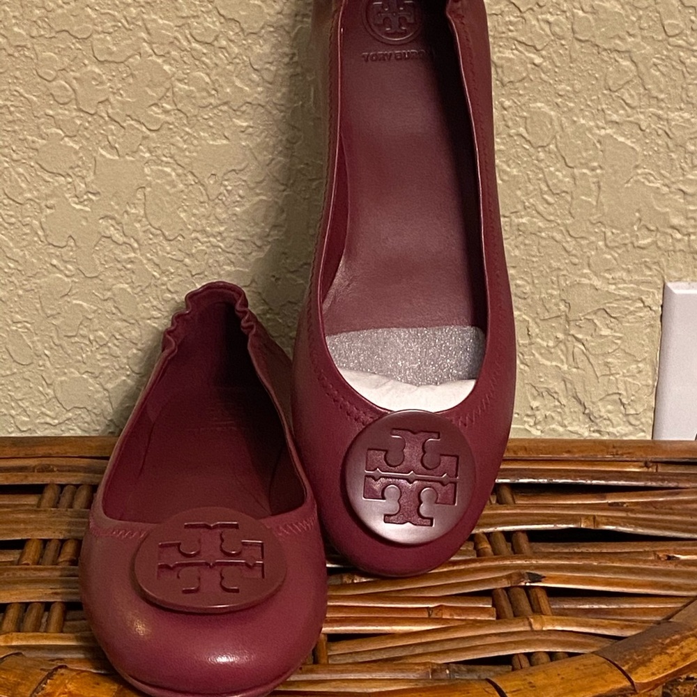 Tory Burch - Authentic Minnie embellished-logo